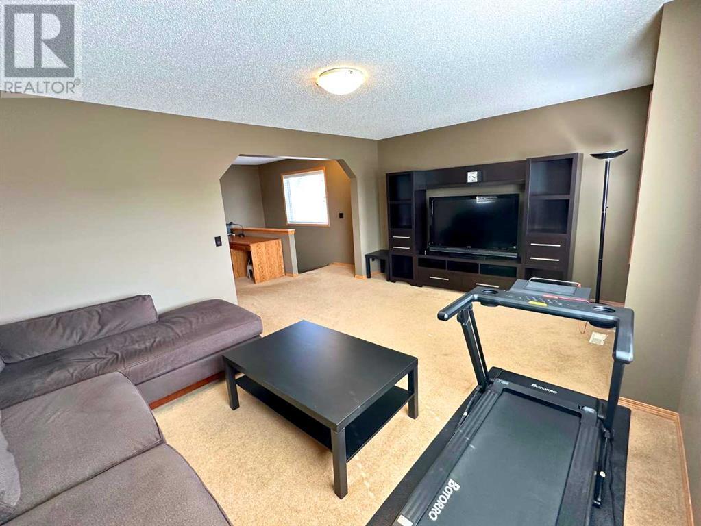 40 Panamount Circle Nw, Calgary, Alberta  T3L 0C7 - Photo 14 - A2221147