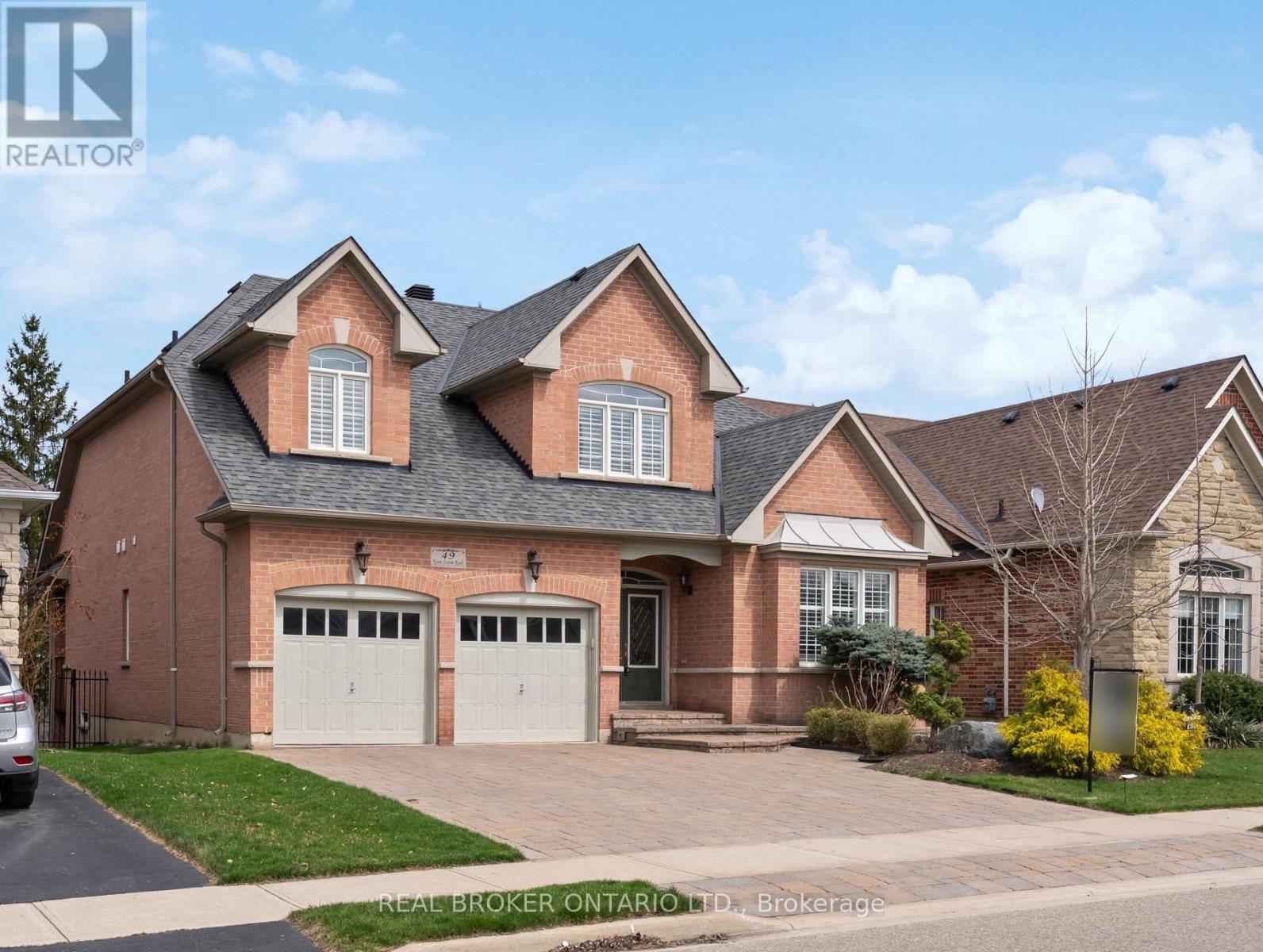 49 Nova Scotia Road, Brampton, Ontario  L6Y 5K5 - Photo 4 - W12101190