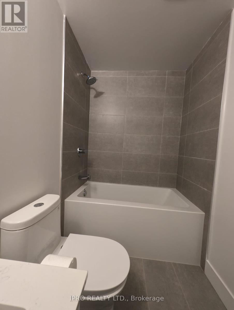 402 - 2450 Old Bronte Road, Oakville, Ontario  L6M 5P6 - Photo 6 - W12161233