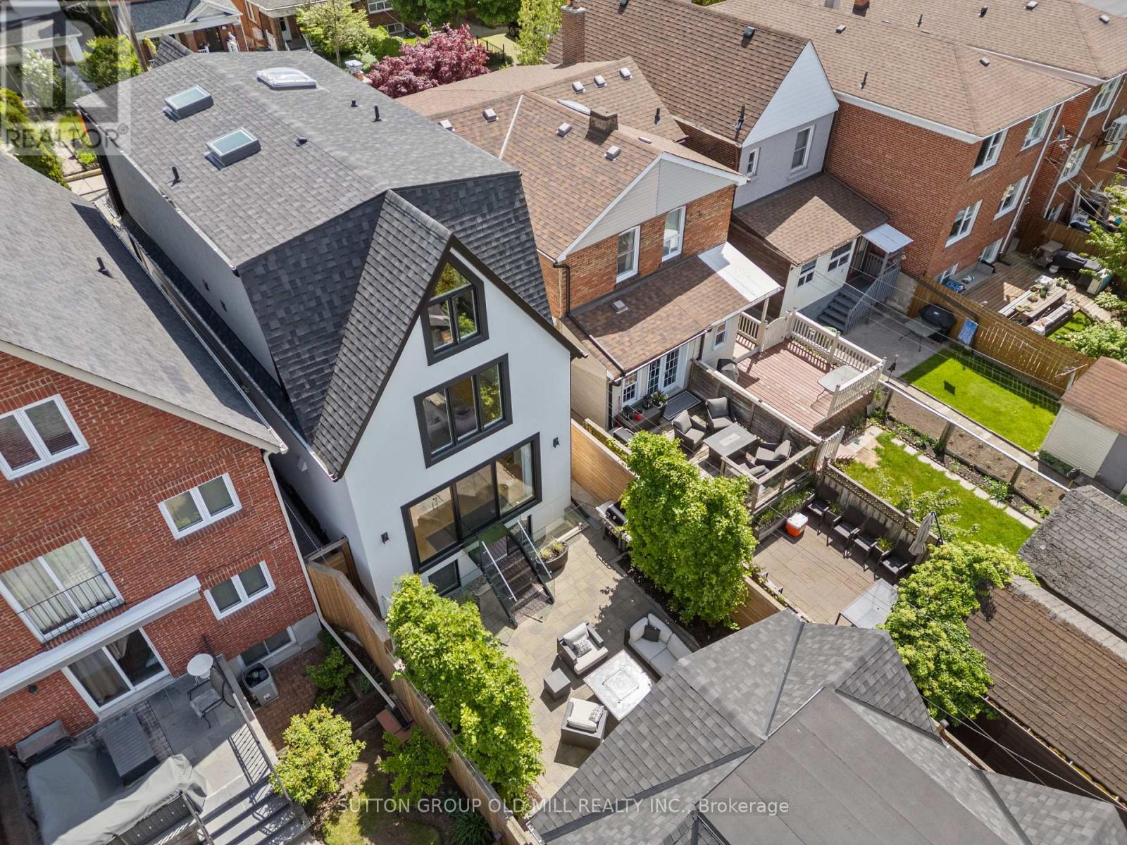120 Brookside Avenue, Toronto (Runnymede-Bloor West Village), Ontario  M6S 4G9 - Photo 48 - W12161240