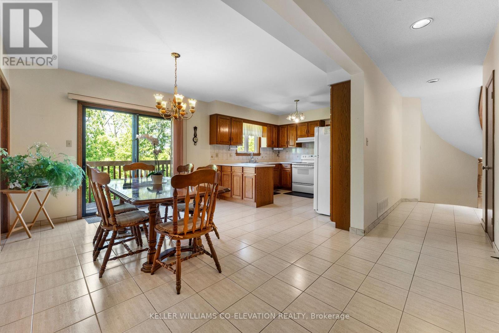 18 Norris Place, Toronto, Ontario  M9M 1K6 - Photo 18 - W12161244