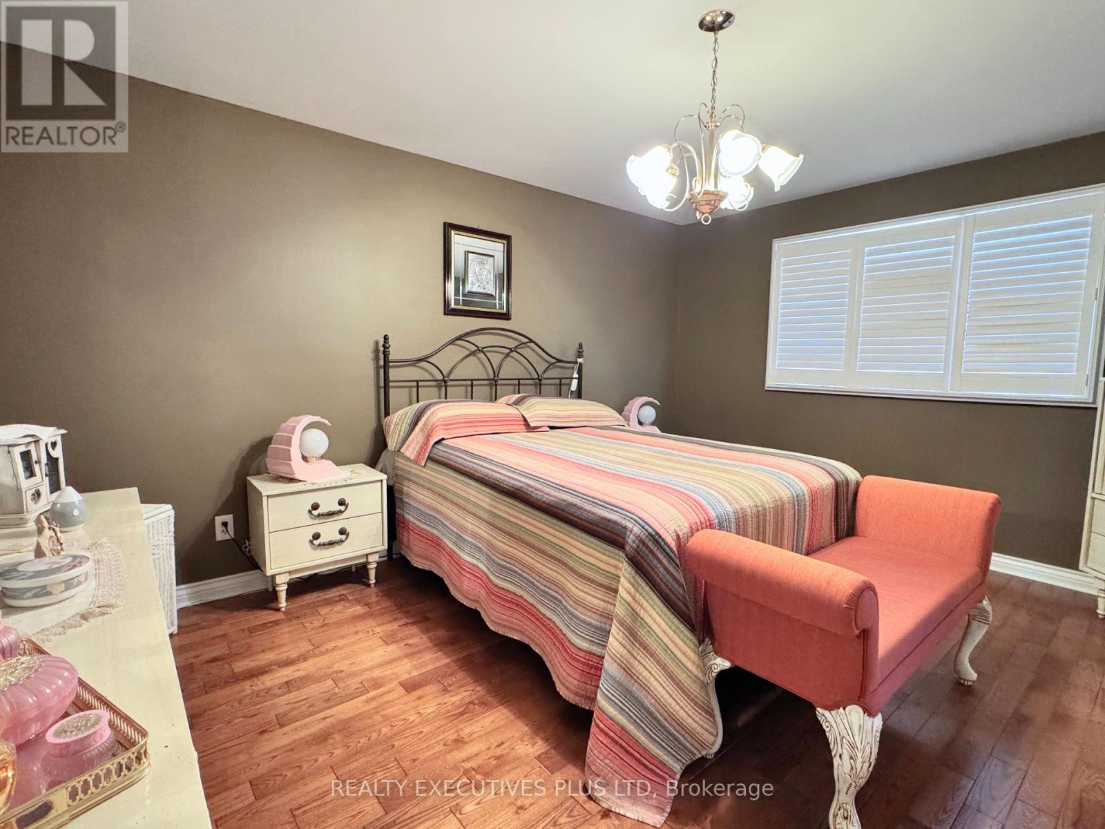 6 Mcleod Court, Caledon, Ontario  L7C 1H7 - Photo 22 - W12161257