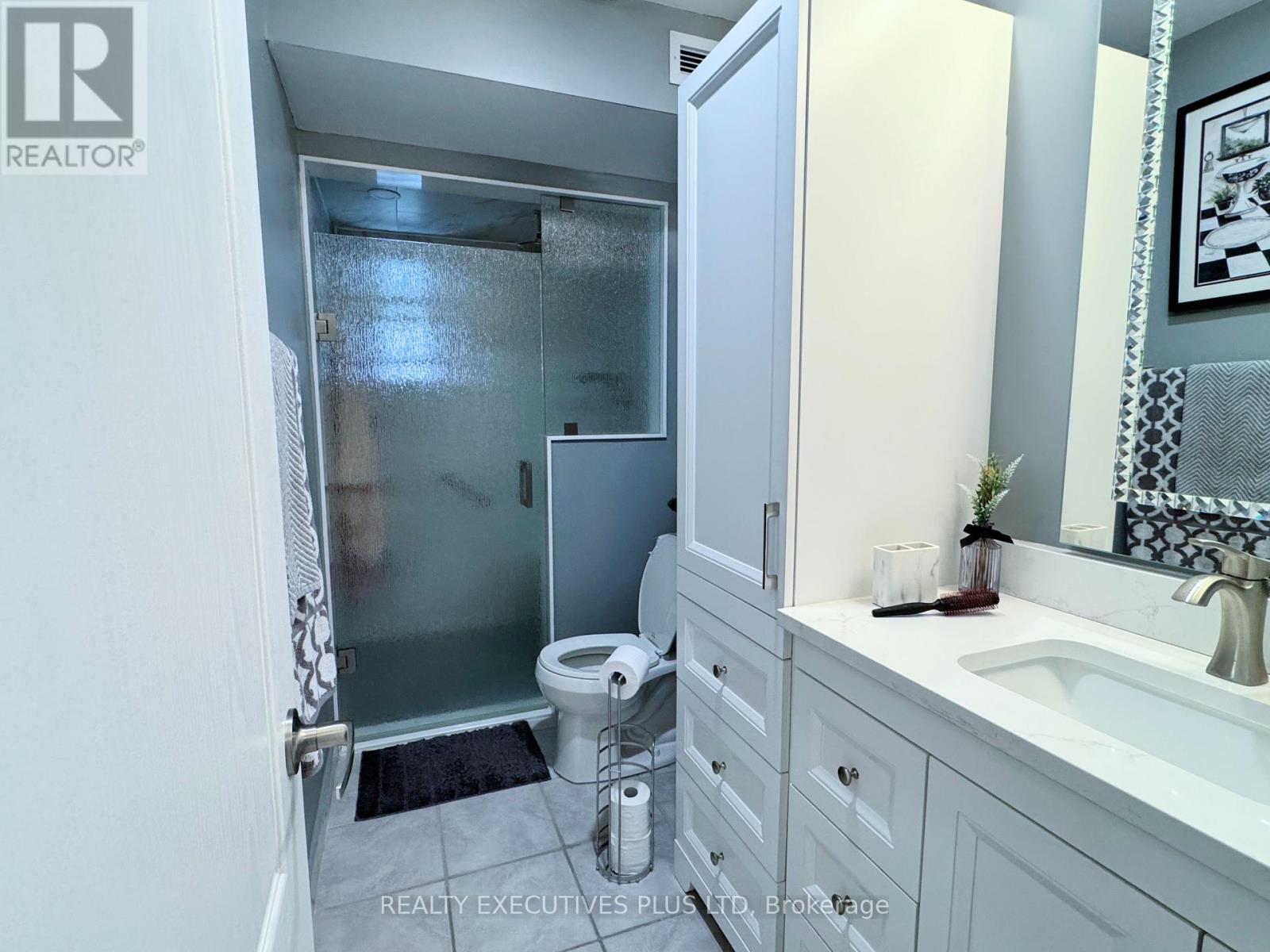 6 Mcleod Court, Caledon, Ontario  L7C 1H7 - Photo 25 - W12161257
