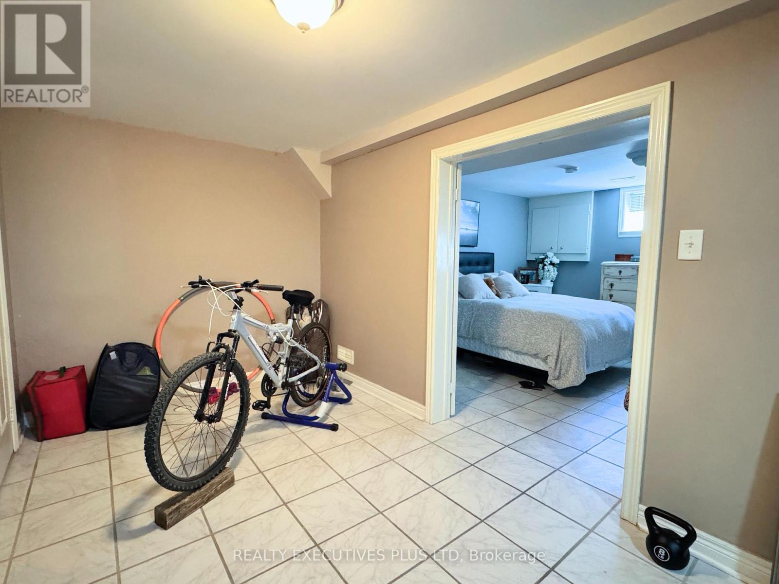 6 Mcleod Court, Caledon, Ontario  L7C 1H7 - Photo 41 - W12161257