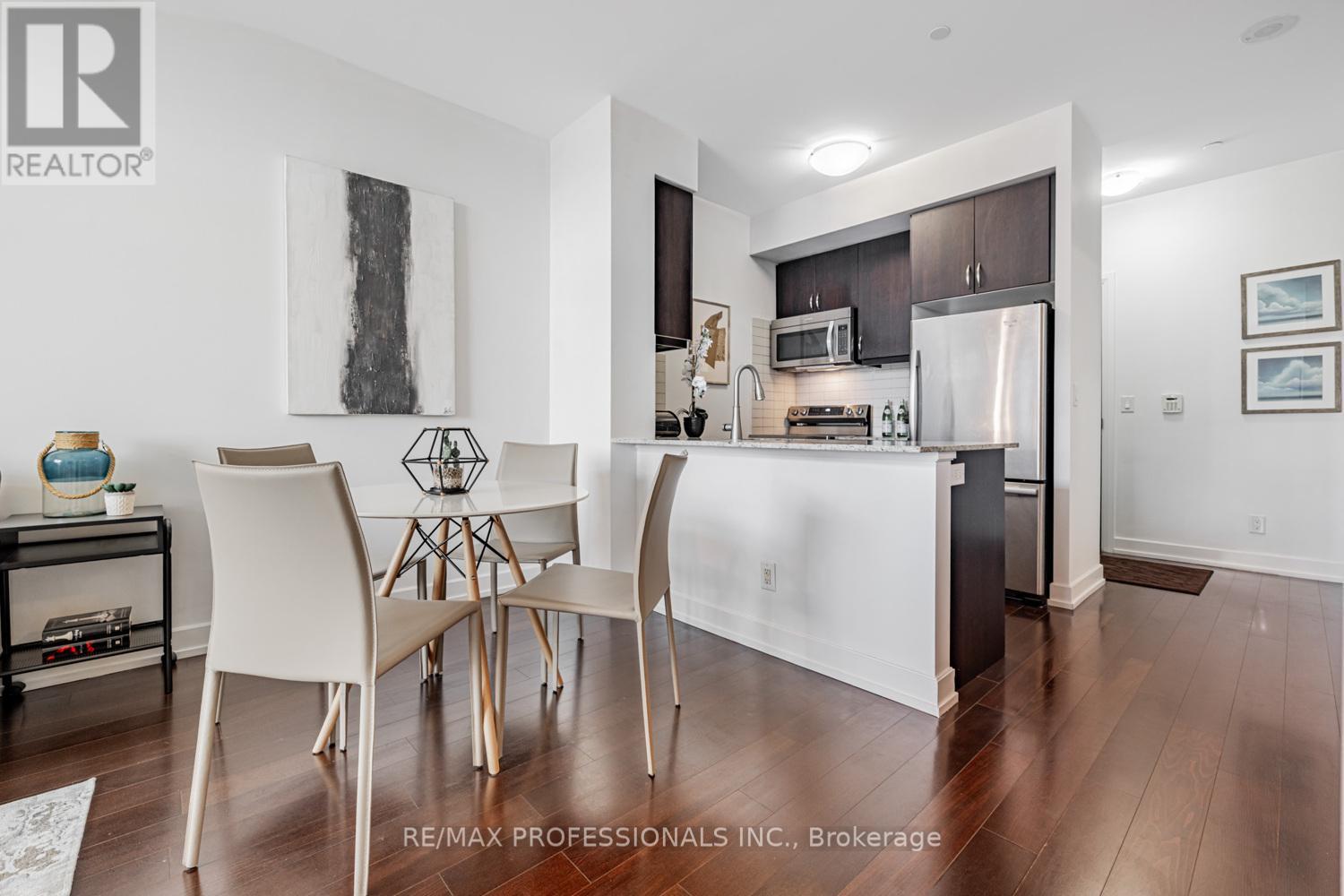 205 - 6 Eva Road, Toronto, Ontario  M9C 0B1 - Photo 9 - W12161264