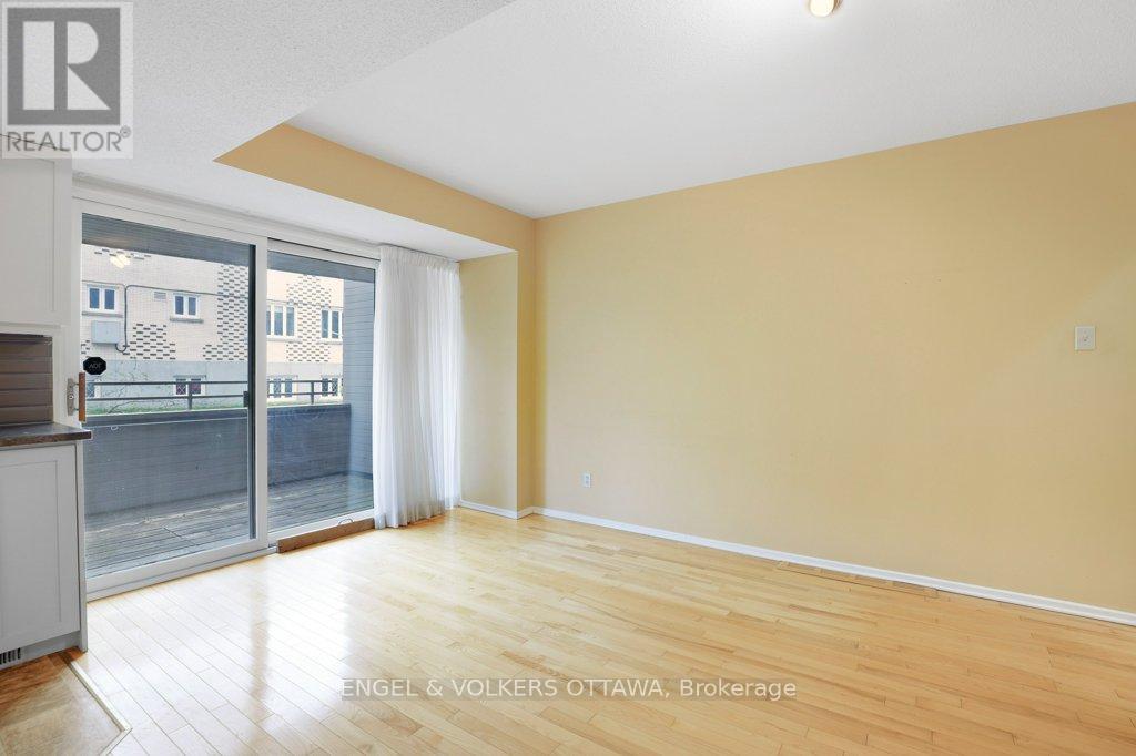 35 - 35 Belvedere Crescent, Ottawa, Ontario  K1M 0E5 - Photo 21 - X12150759