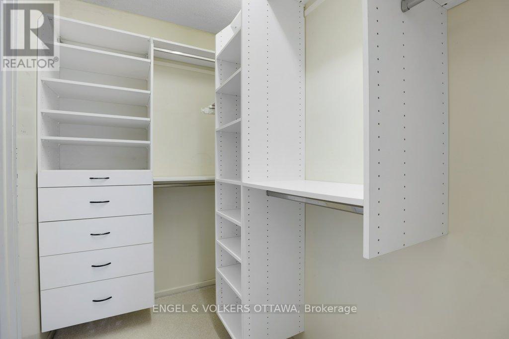 35 - 35 Belvedere Crescent, Ottawa, Ontario  K1M 0E5 - Photo 27 - X12150759