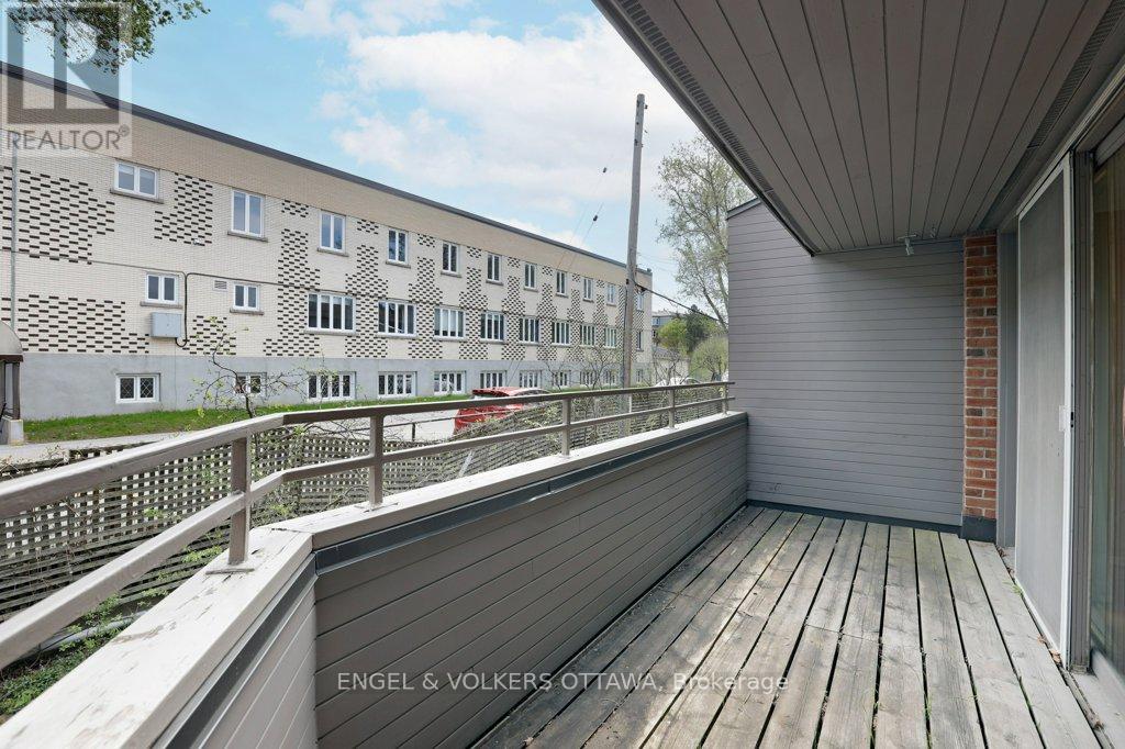 35 - 35 Belvedere Crescent, Ottawa, Ontario  K1M 0E5 - Photo 37 - X12150759