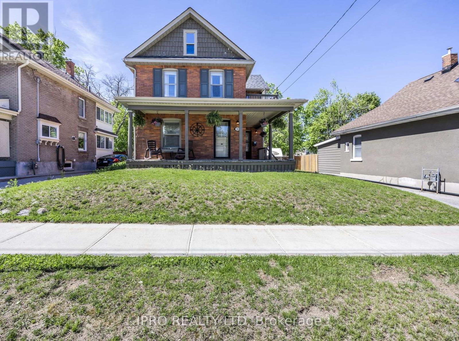 280 Mary Street, Orillia, Ontario  L3V 3E7 - Photo 3 - S12161109