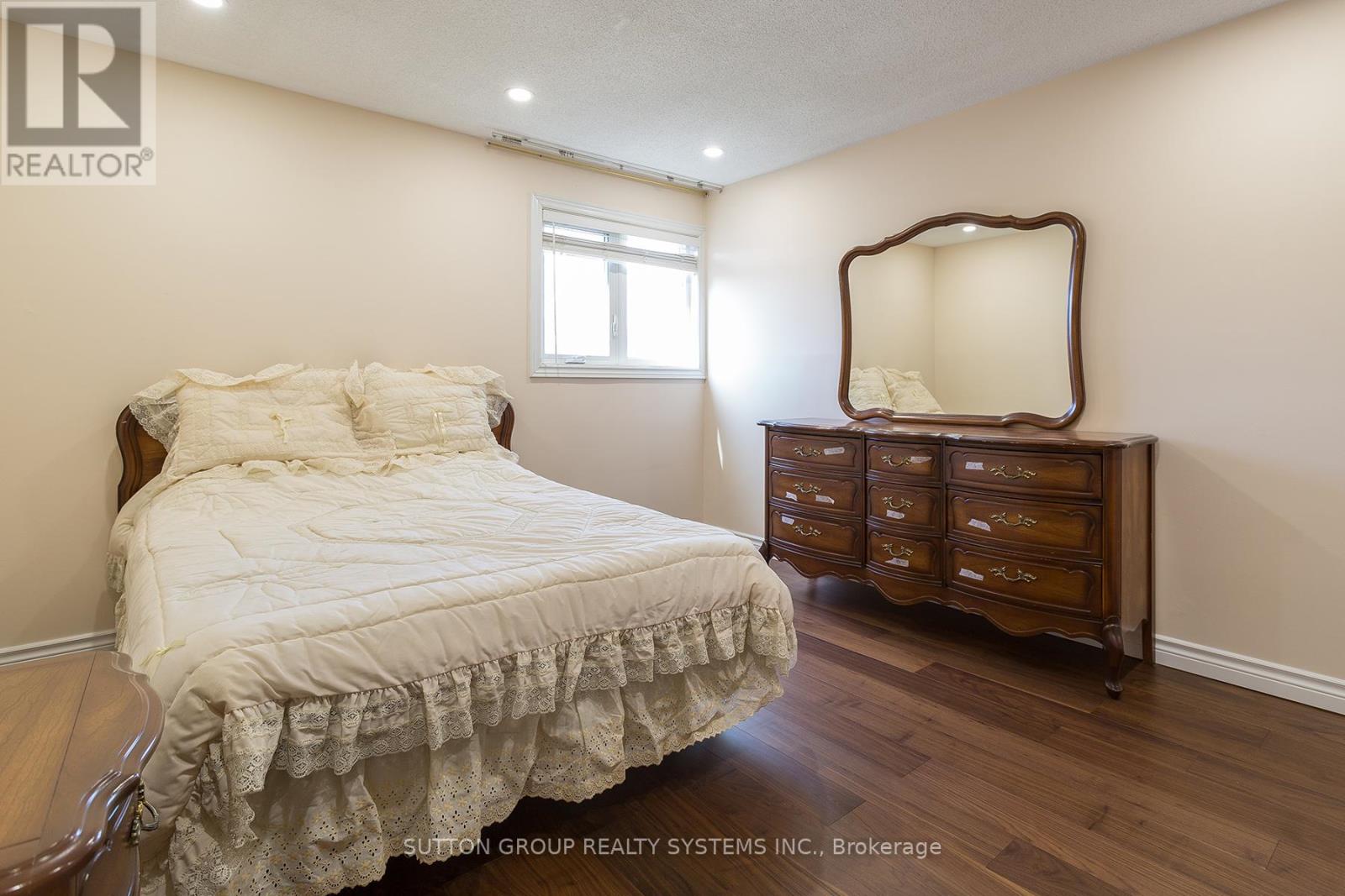 56 Millsborough Crescent, Toronto, Ontario  M9C 5E8 - Photo 14 - W12157280
