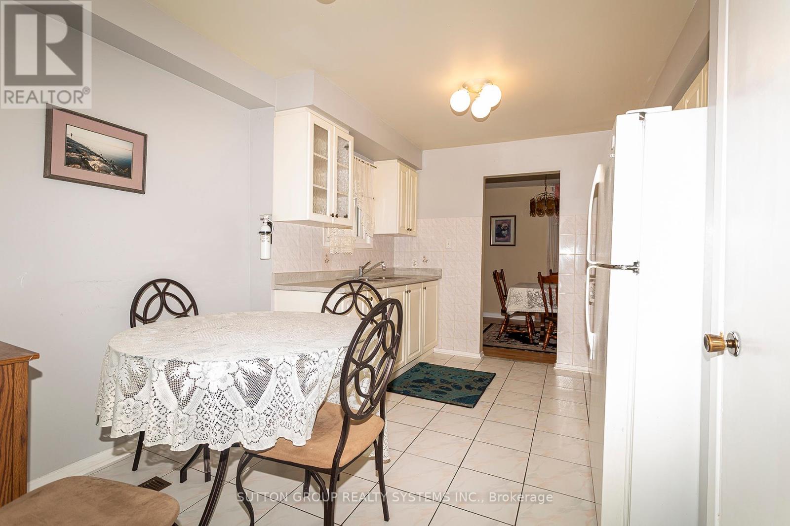 56 Millsborough Crescent, Toronto, Ontario  M9C 5E8 - Photo 9 - W12157280