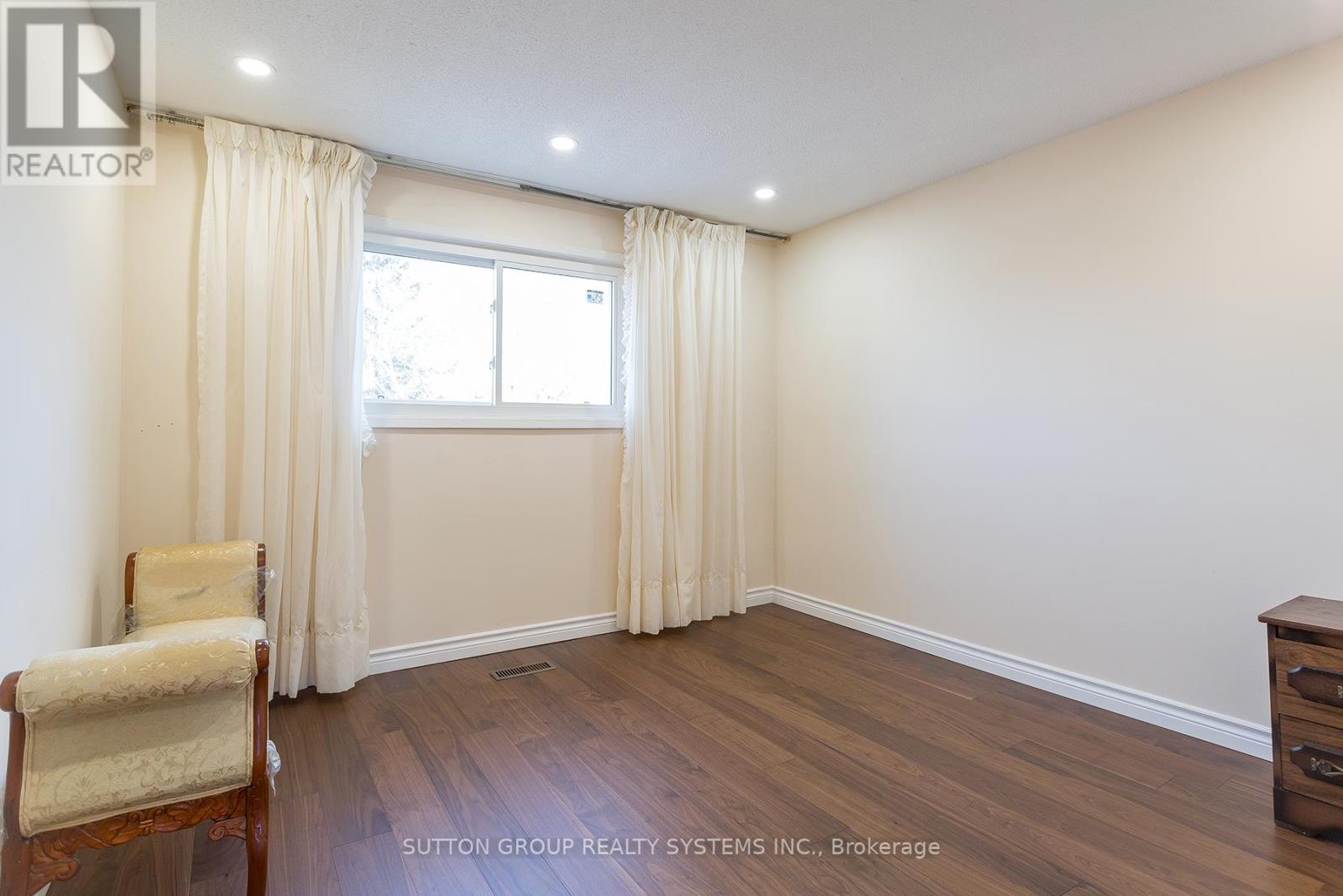 56 Millsborough Crescent, Toronto, Ontario  M9C 5E8 - Photo 16 - W12157280