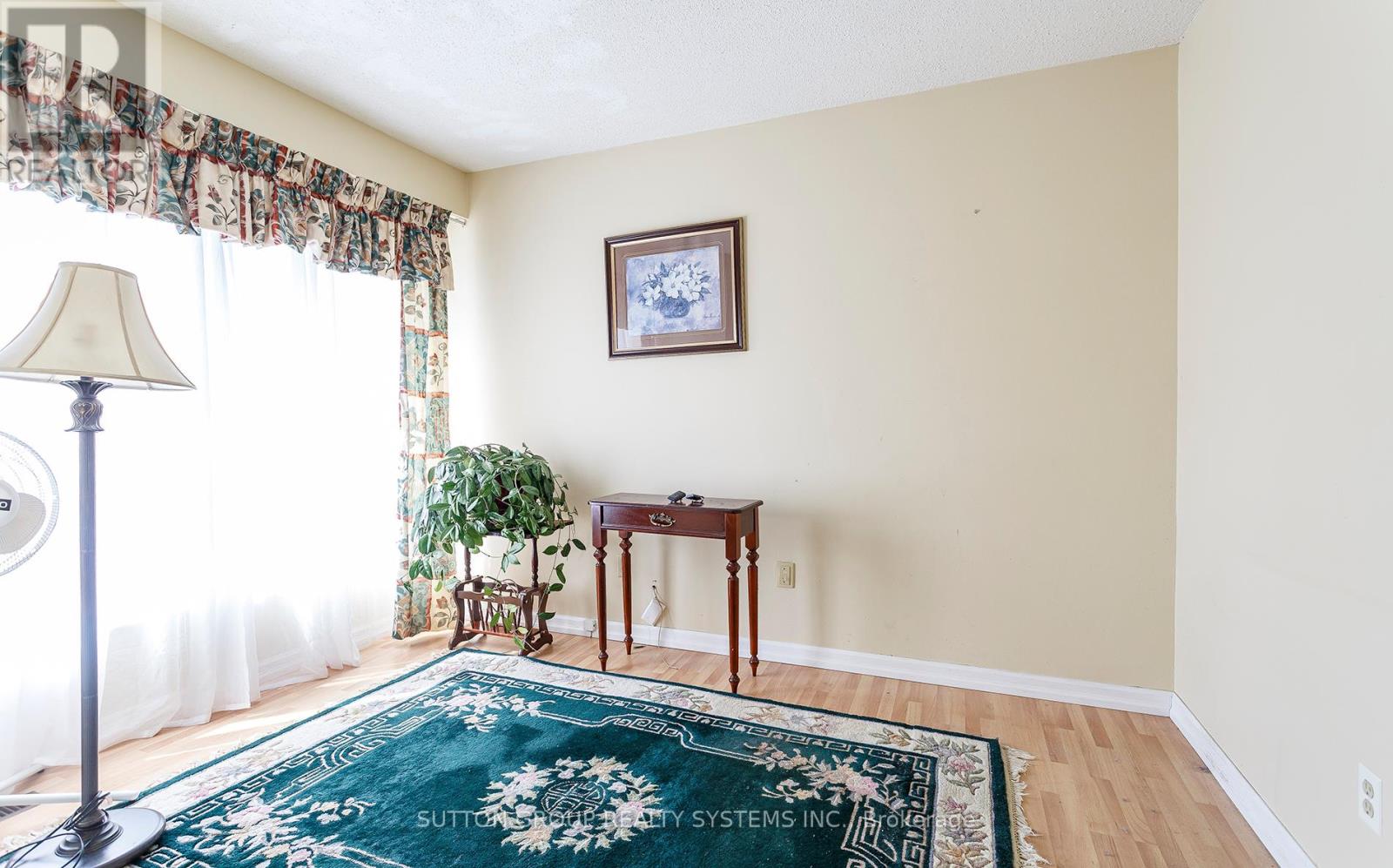 56 Millsborough Crescent, Toronto, Ontario  M9C 5E8 - Photo 4 - W12157280