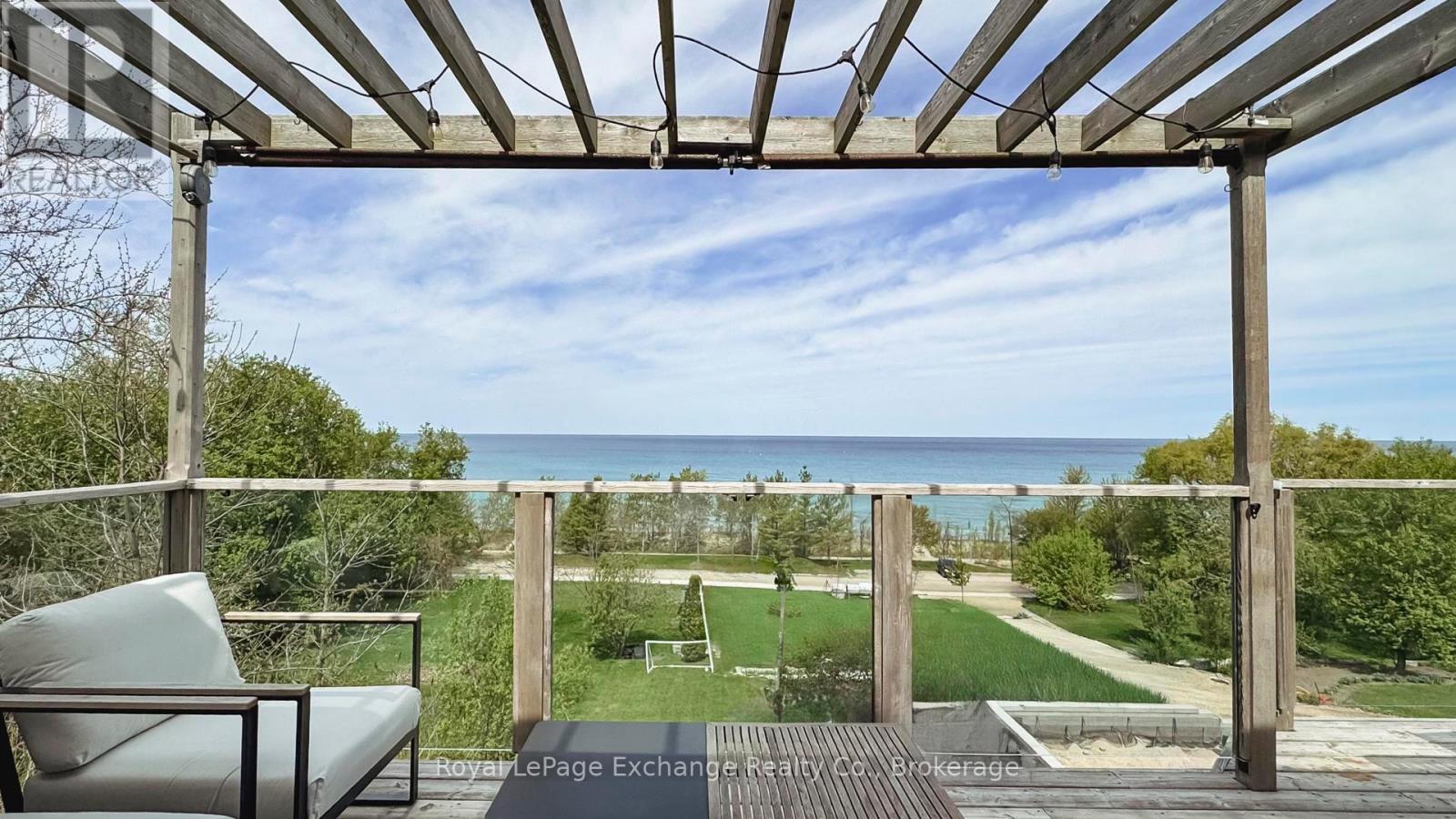 554 Huron Terrace, Kincardine, Ontario  N2Z 2H5 - Photo 18 - X12161290