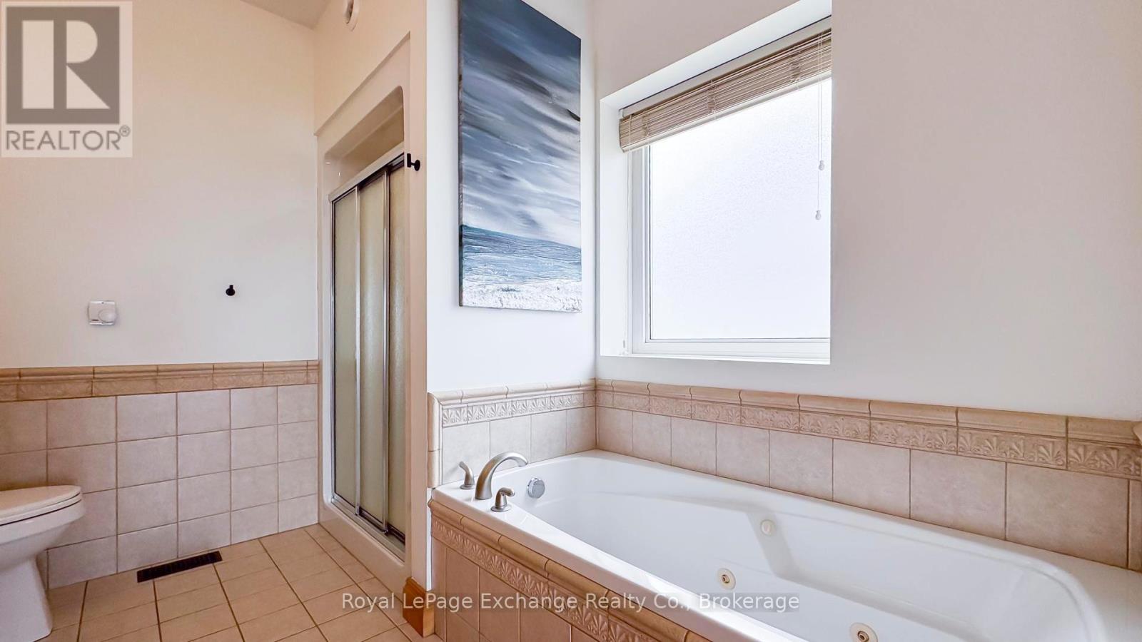 554 Huron Terrace, Kincardine, Ontario  N2Z 2H5 - Photo 25 - X12161290