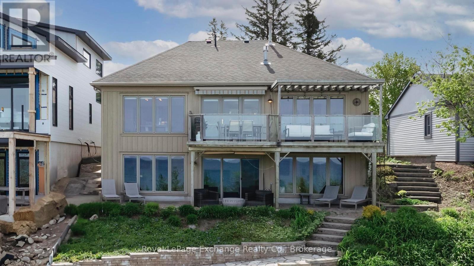 554 Huron Terrace, Kincardine, Ontario  N2Z 2H5 - Photo 3 - X12161290