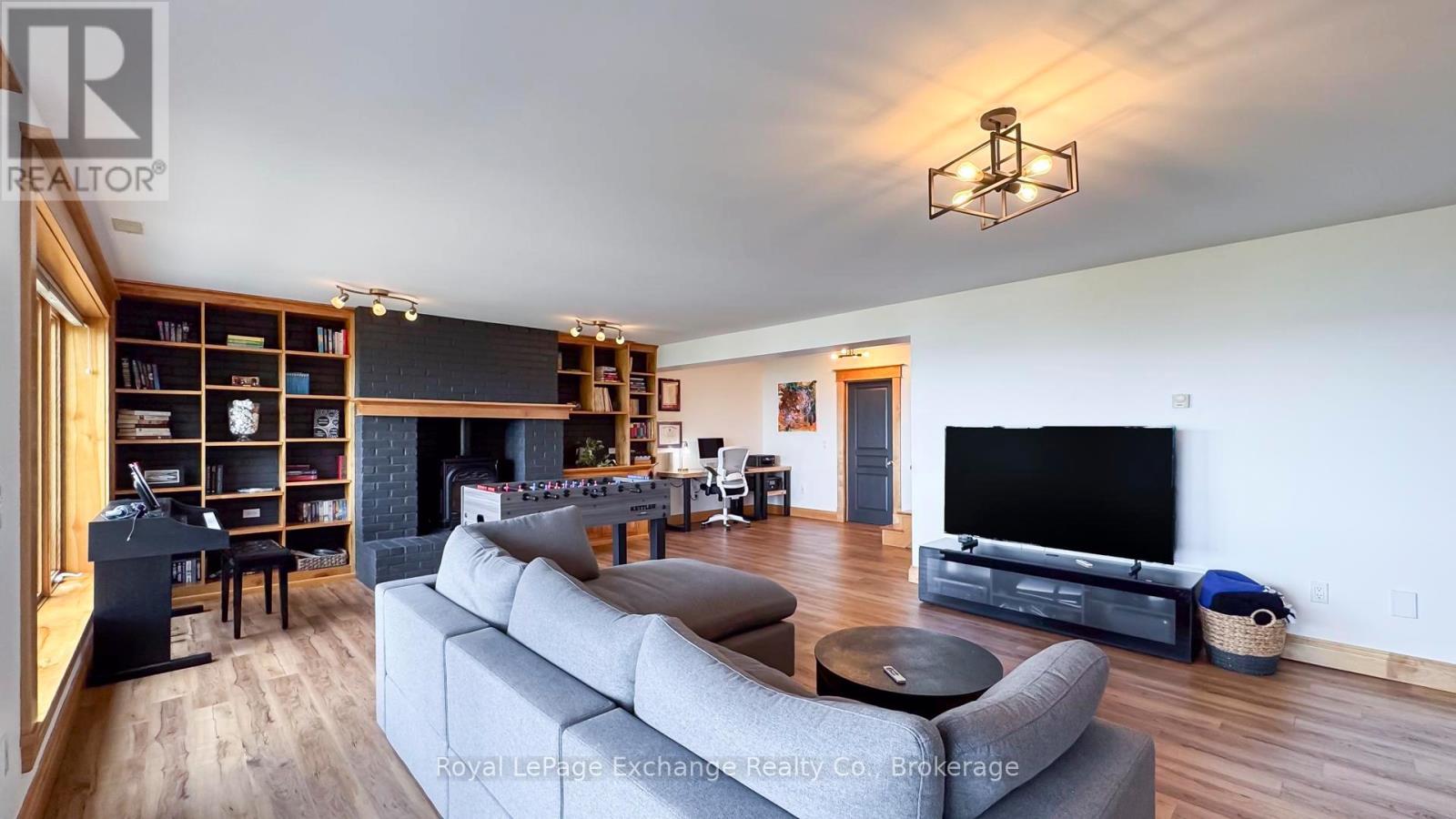 554 Huron Terrace, Kincardine, Ontario  N2Z 2H5 - Photo 40 - X12161290