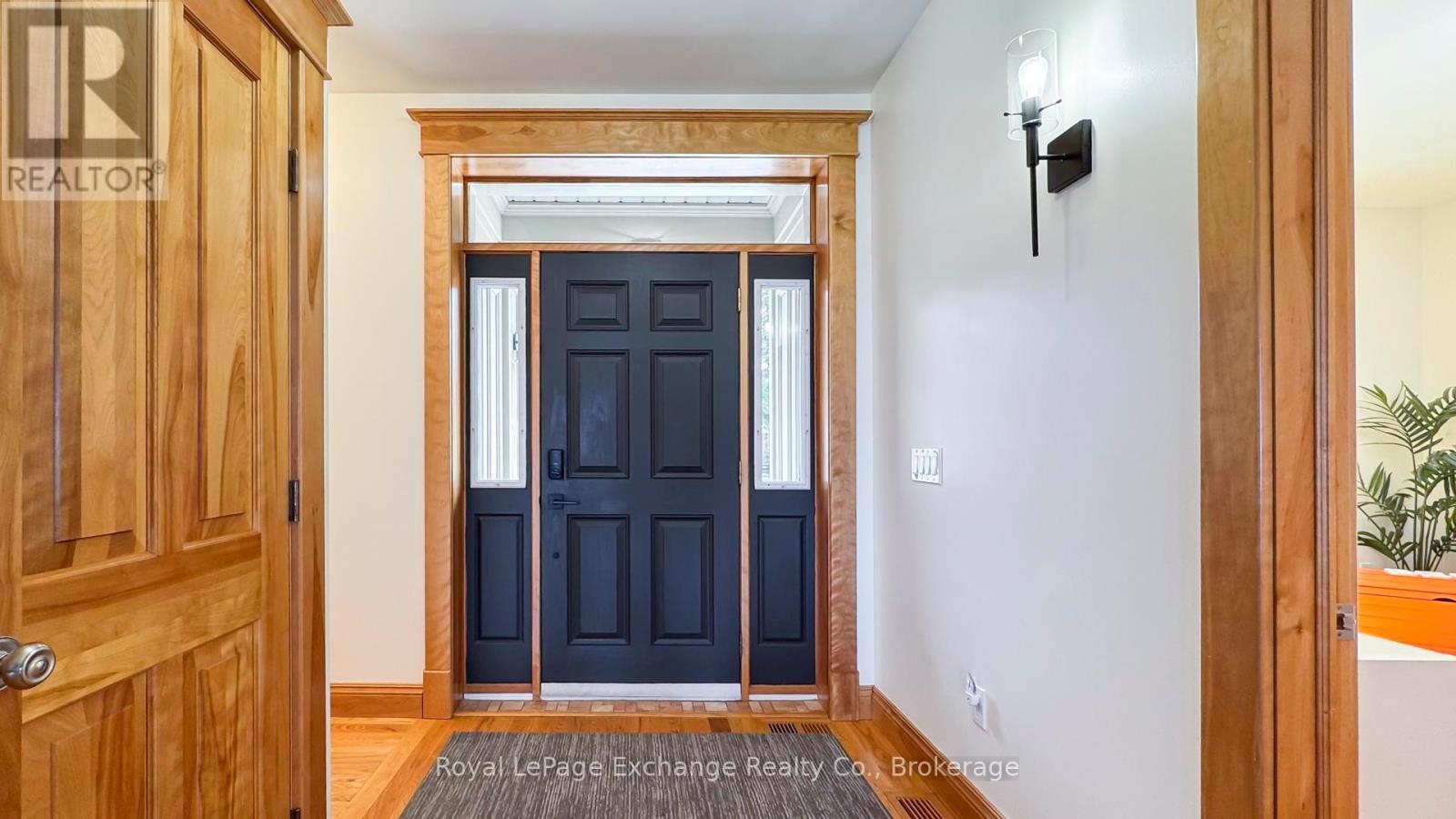 554 Huron Terrace, Kincardine, Ontario  N2Z 2H5 - Photo 6 - X12161290