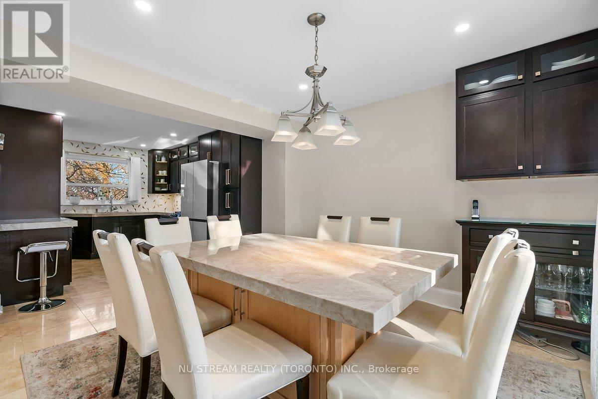 51 Grattan Street, Toronto (Weston), Ontario  M9N 3J6 - Photo 10 - W12101118