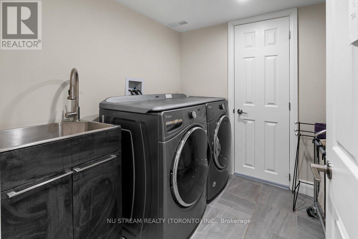 51 Grattan Street, Toronto (Weston), Ontario  M9N 3J6 - Photo 25 - W12101118