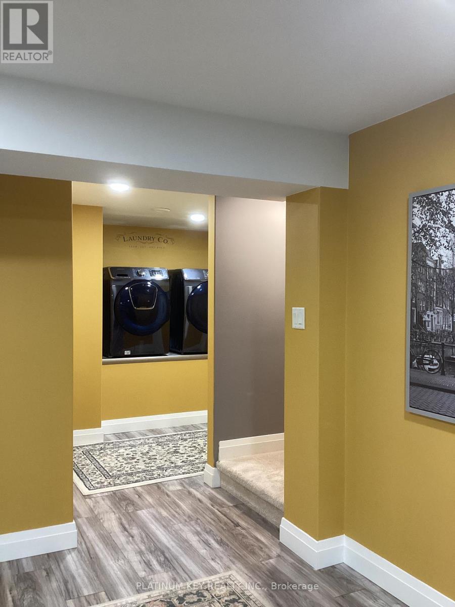 2119 Lockwood Crescent, Strathroy-Caradoc, Ontario  N0L 1W0 - Photo 39 - X12159752