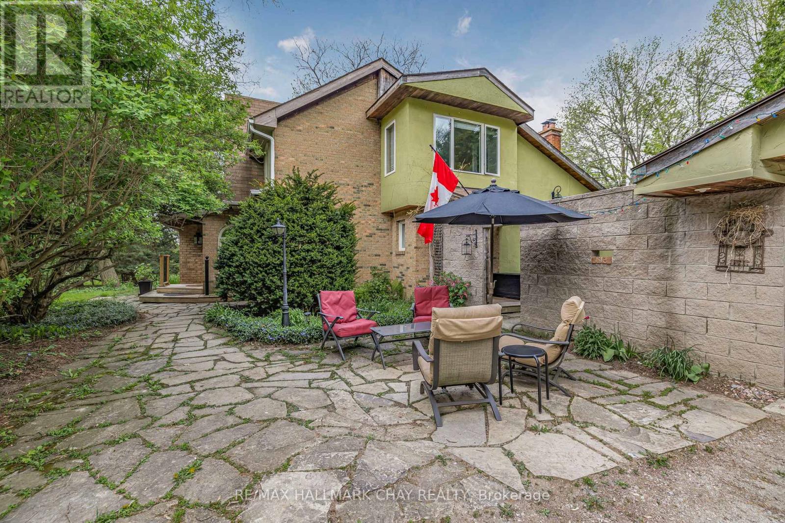 Property at 6402 9TH LINE image 2
