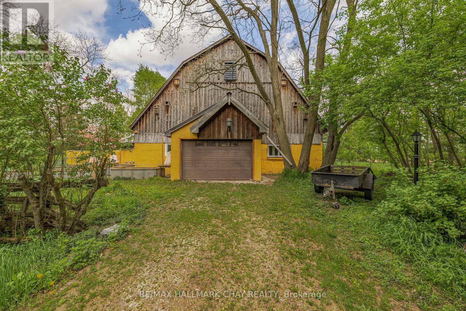 Property at 6402 9TH LINE image 3