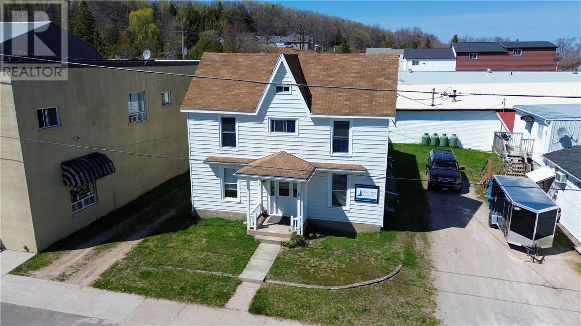 4 Eleanor Street, Manitoulin Island, Ontario  P0P 1H0 - Photo 4 - 2122374
