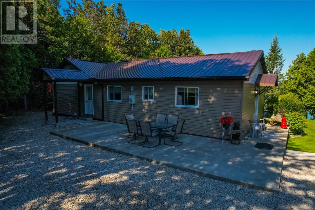 75 Holmes Street, Manitoulin Island, Ontario  P0P 2B0 - Photo 3 - 2122327
