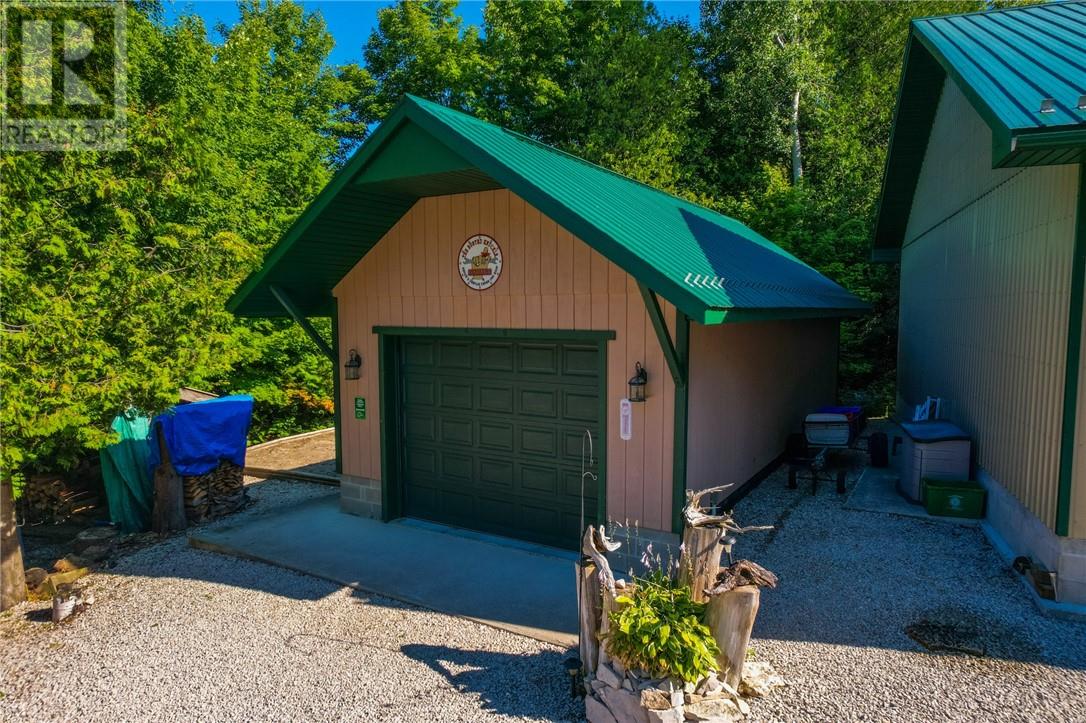 75 Holmes Street, Manitoulin Island, Ontario  P0P 2B0 - Photo 41 - 2122327