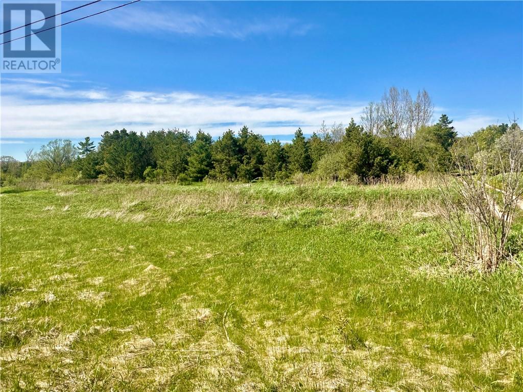 20b Thorne Street, Manitoulin Island, Ontario  P0P 1S0 - Photo 2 - 2122177