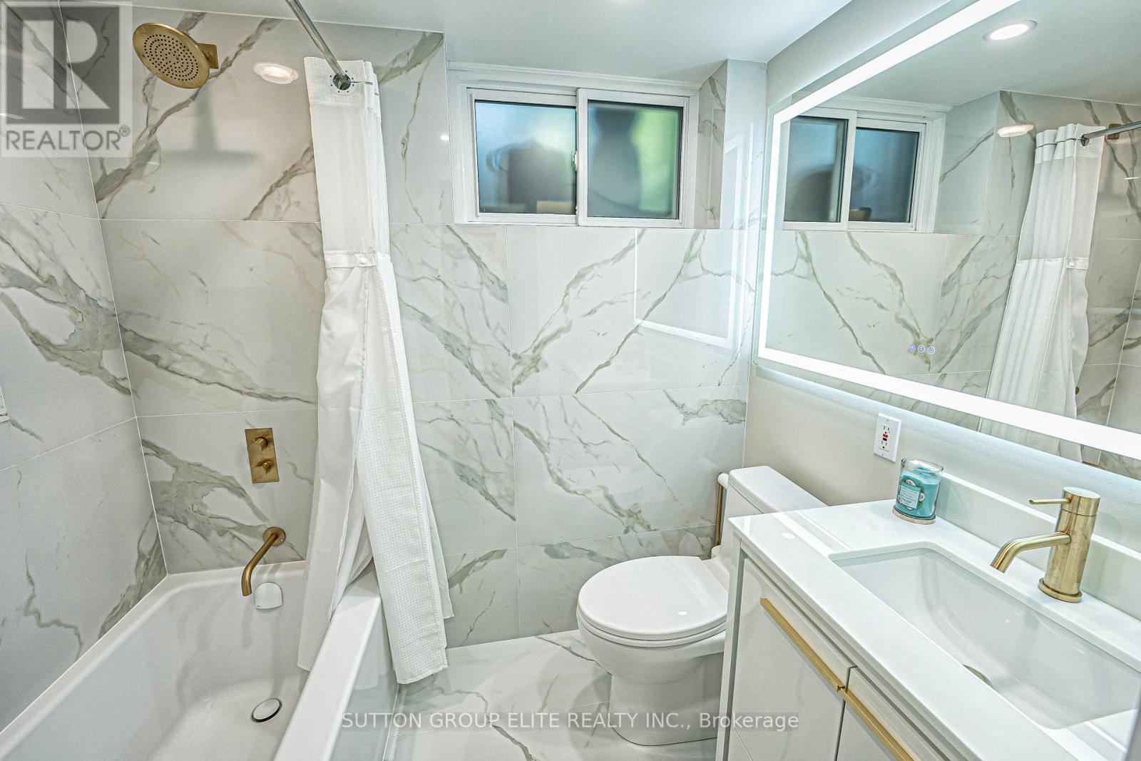 445 Abruz Boulevard, Mississauga, Ontario  L5A 1N6 - Photo 36 - W12161298