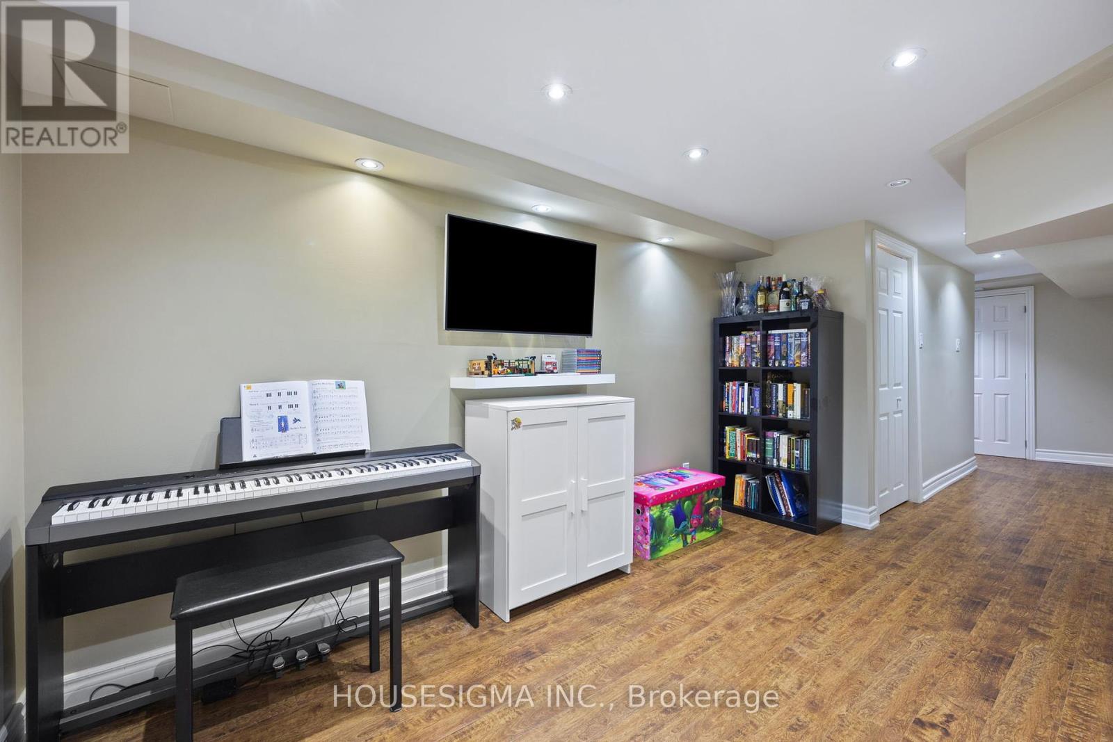 101 - 2315 Bromsgrove Road, Mississauga, Ontario  L5J 4A6 - Photo 15 - W12161304