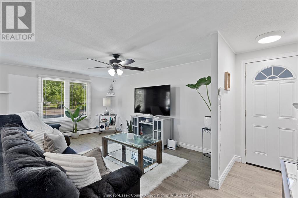 Property at 10195 EASTCOURT DRIVE image 4