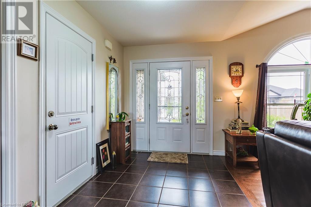 Property at 256 DONLY Drive S image 5