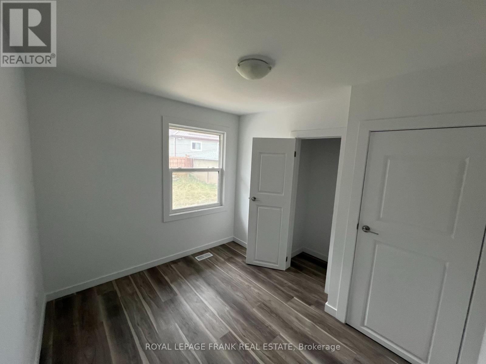 Upper - 526 Eulalie Avenue, Oshawa, Ontario  L1H 2C9 - Photo 5 - E12161398