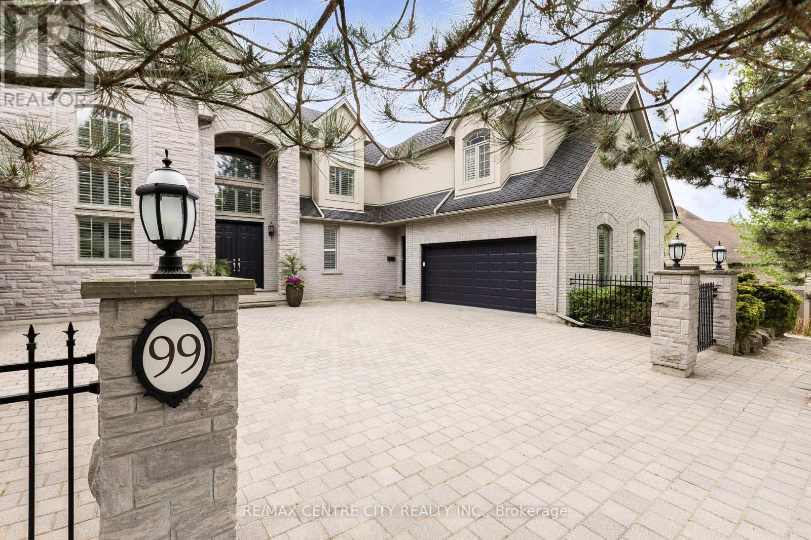 Property at 99 FITZWILLIAM BOULEVARD image 3