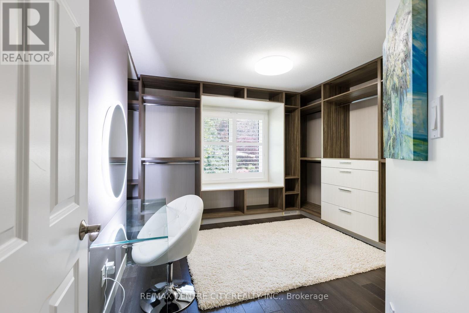 99 Fitzwilliam Boulevard, London North, Ontario  N6H 5H4 - Photo 33 - X12161364