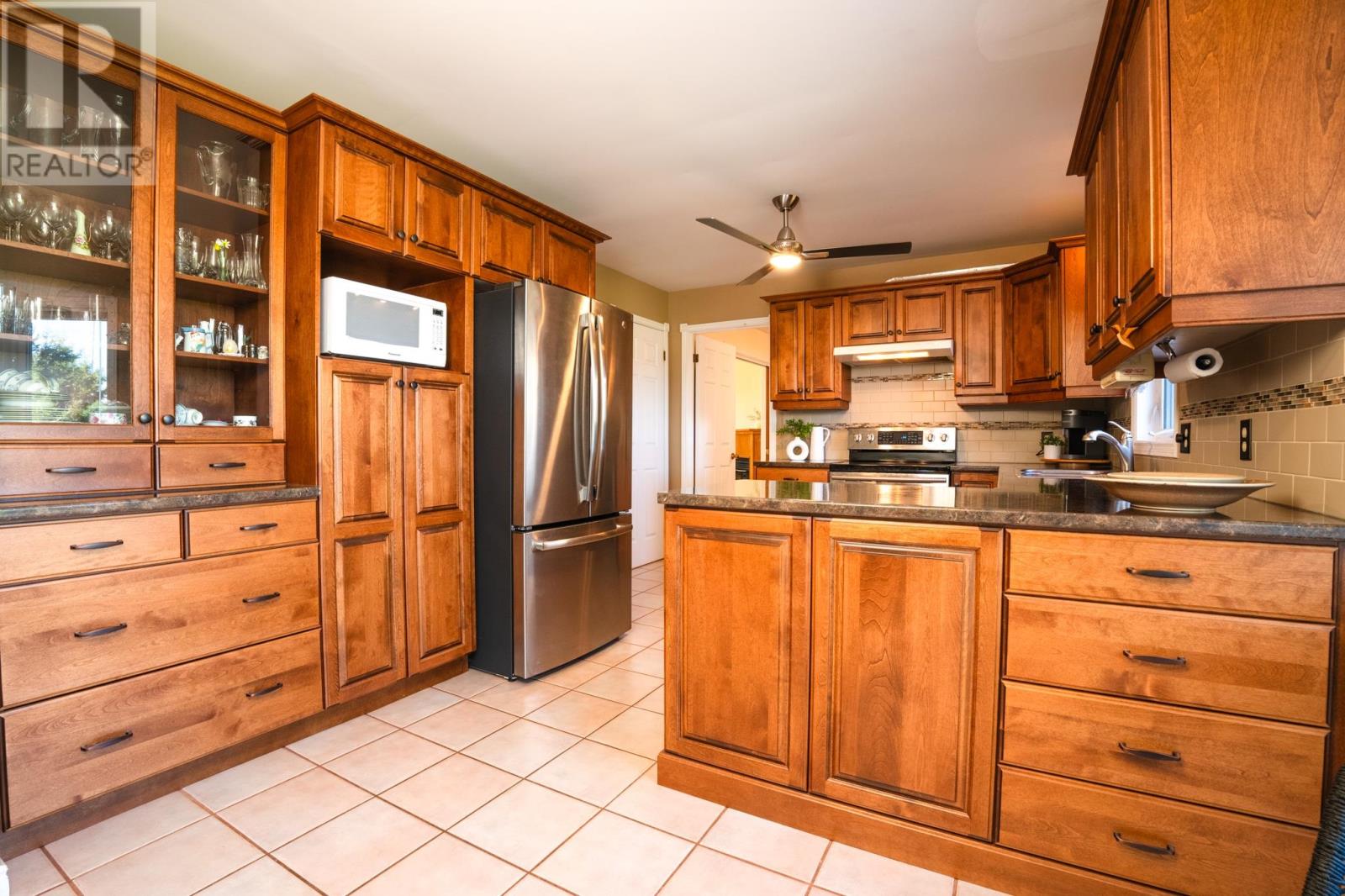 Property at 118 HYDE POINT Road image 4