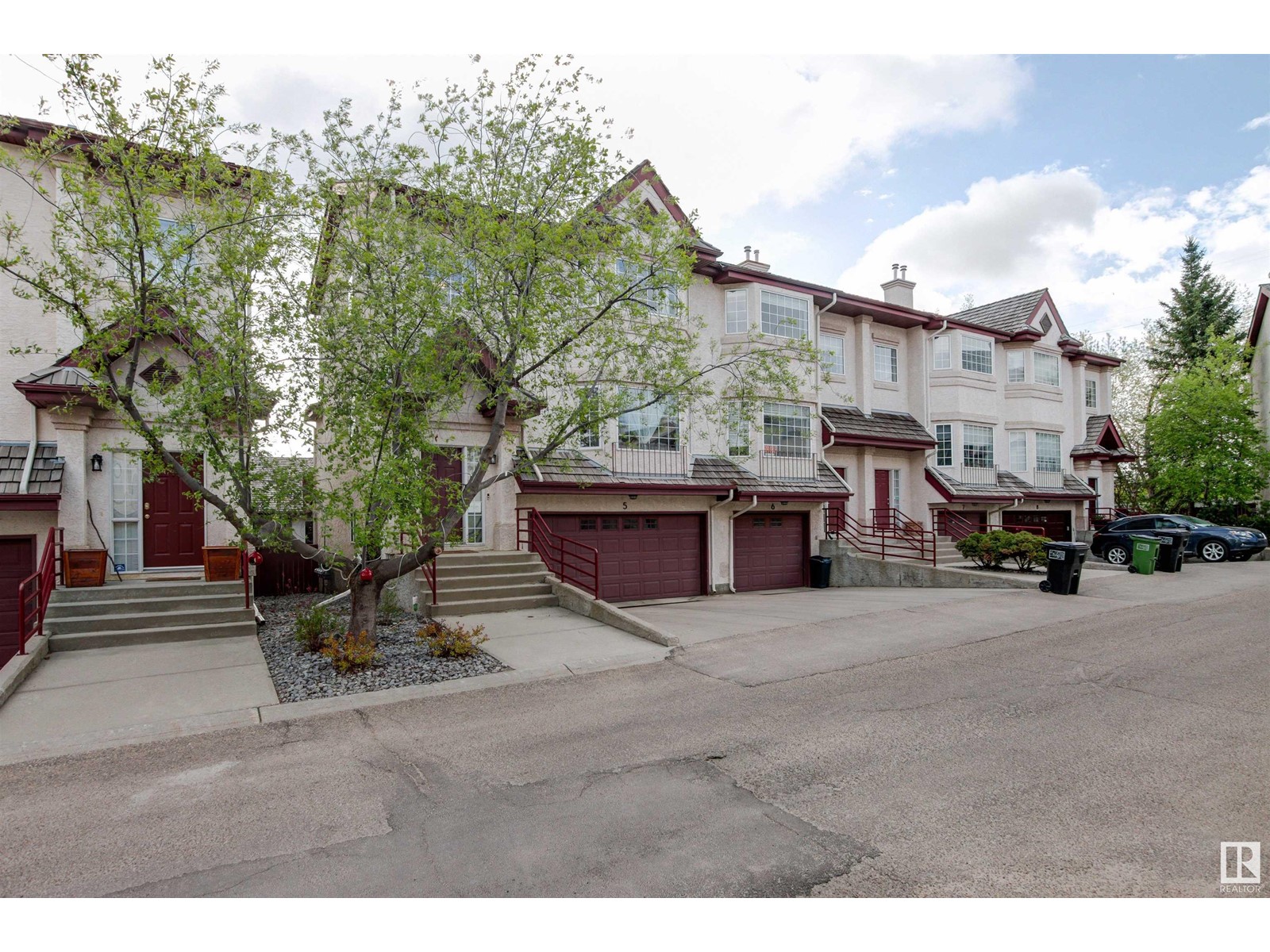 #5 1237 Carter Crest Rd Nw, Edmonton, Alberta  T6R 2R2 - Photo 2 - E4435538