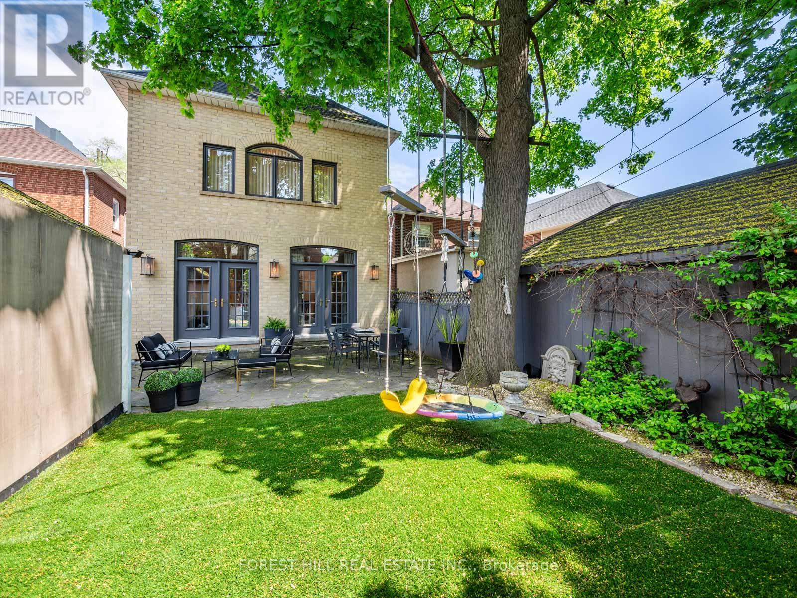 204 Glen Cedar Road, Toronto, Ontario  M6C 3H1 - Photo 45 - C12161387
