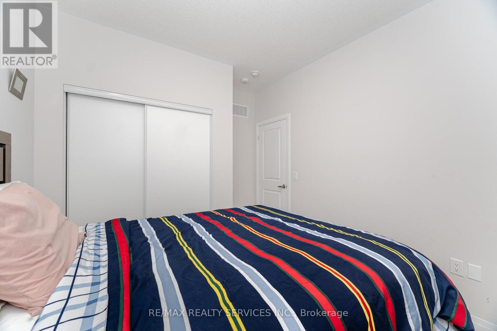 12 - 220 Dissette Street, Bradford West Gwillimbury, Ontario  L3Z 4M2 - Photo 26 - N12161365
