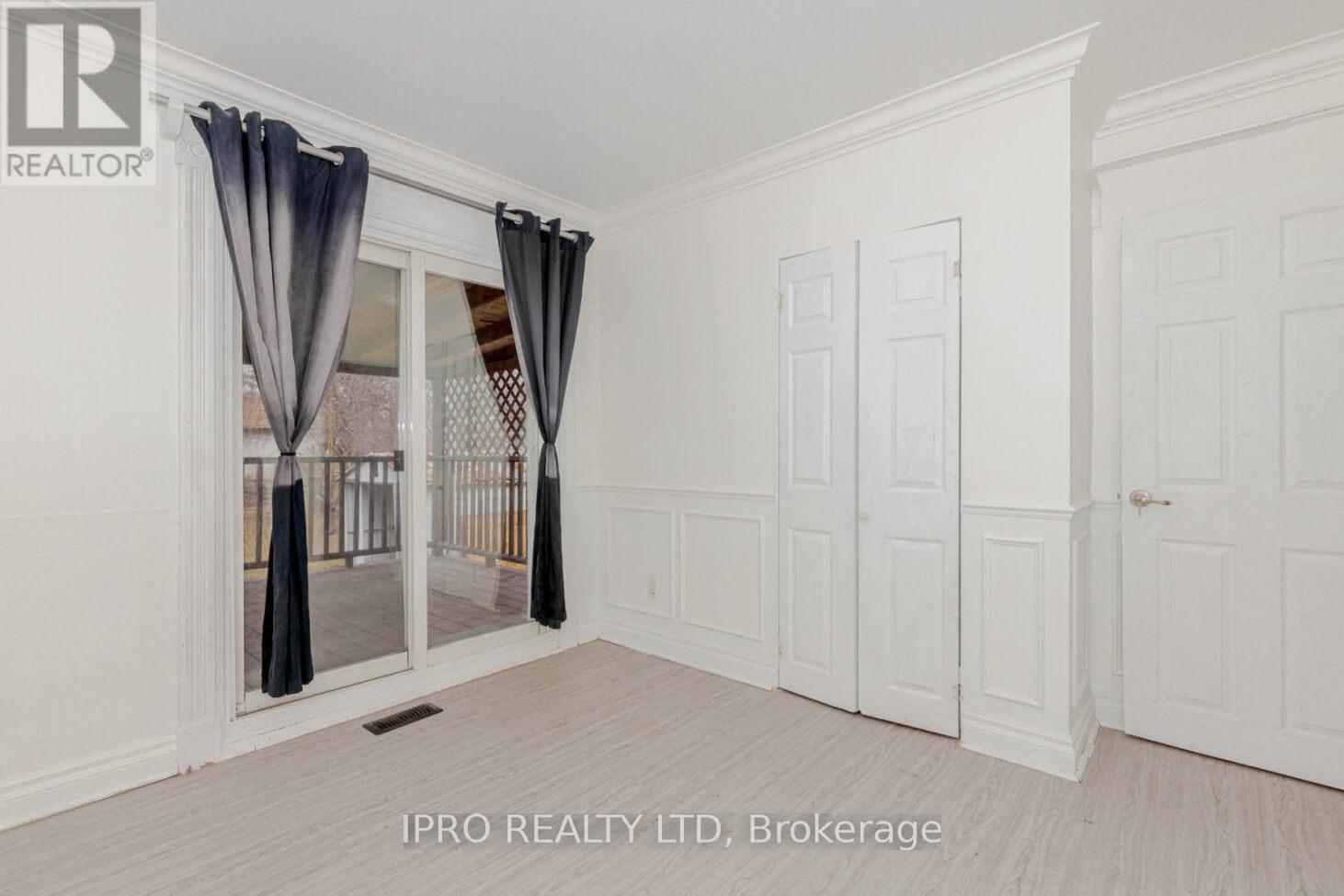3299 Etude Drive, Mississauga, Ontario  L4T 1S9 - Photo 11 - W12161352