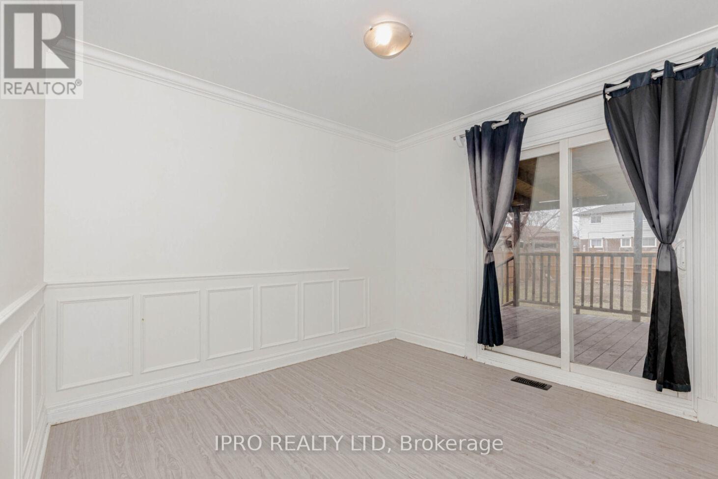 3299 Etude Drive, Mississauga, Ontario  L4T 1S9 - Photo 12 - W12161352