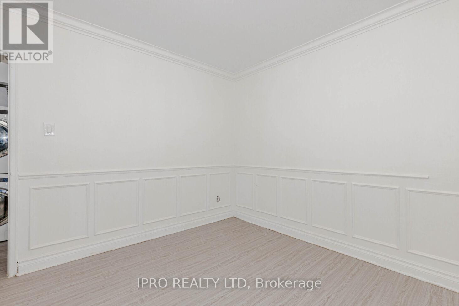 3299 Etude Drive, Mississauga, Ontario  L4T 1S9 - Photo 13 - W12161352