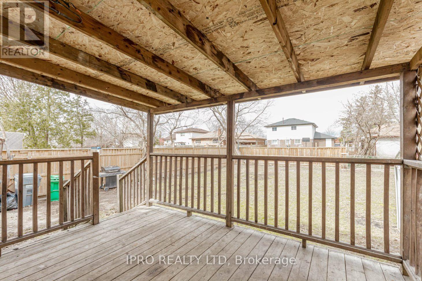 3299 Etude Drive, Mississauga, Ontario  L4T 1S9 - Photo 15 - W12161352