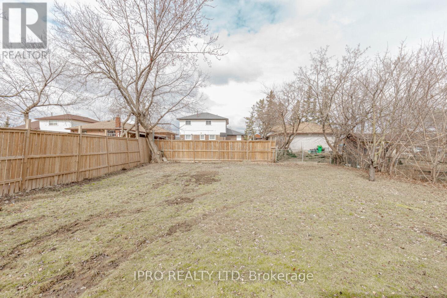 3299 Etude Drive, Mississauga, Ontario  L4T 1S9 - Photo 35 - W12161352