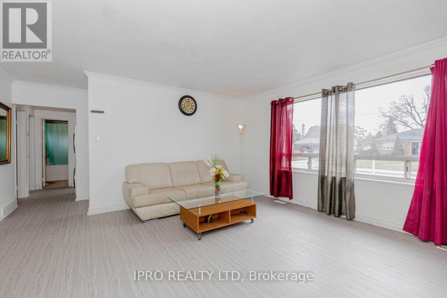 3299 Etude Drive, Mississauga, Ontario  L4T 1S9 - Photo 6 - W12161352