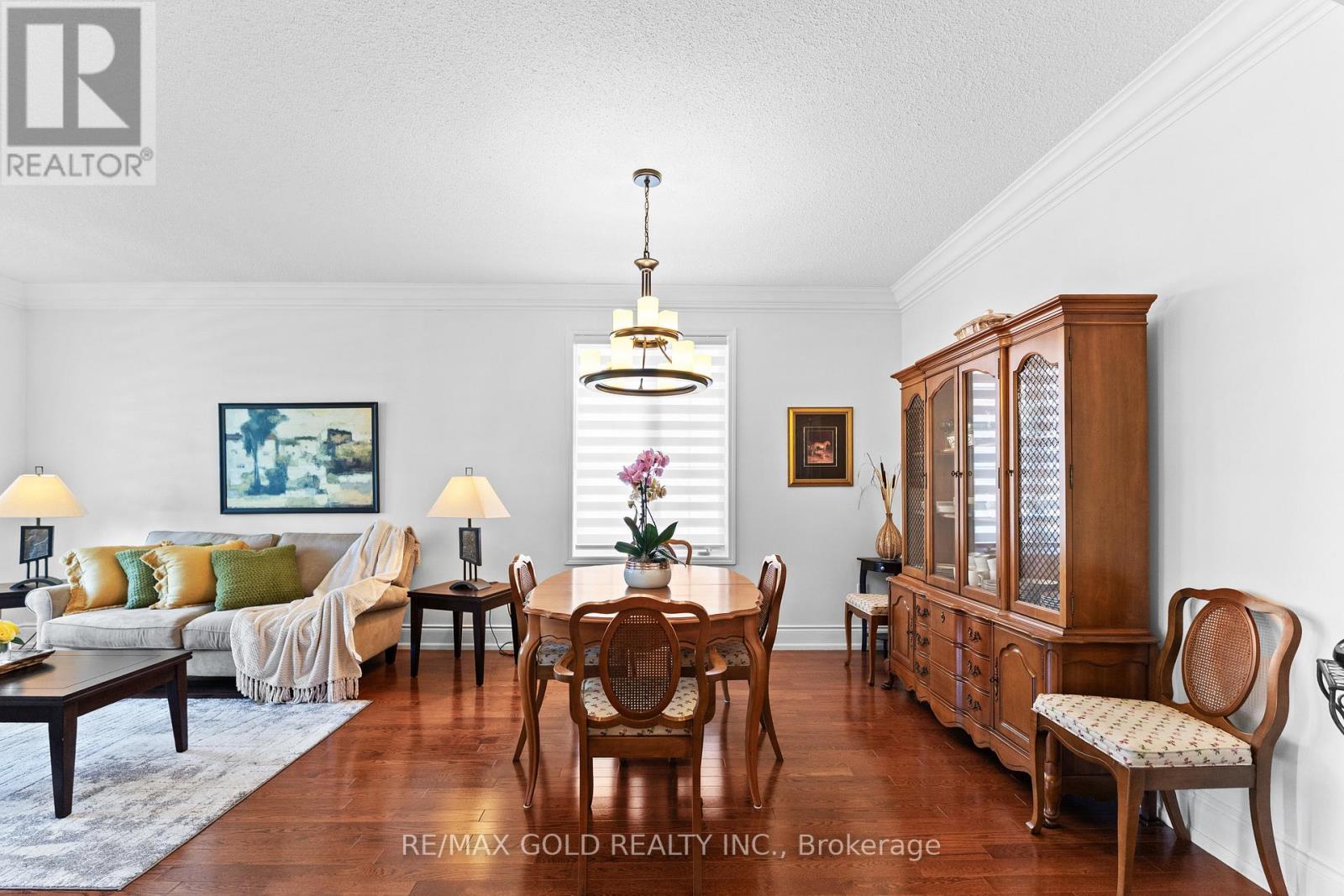 36 Slipneedle Street, Brampton, Ontario  L6S 6L5 - Photo 9 - W12161368