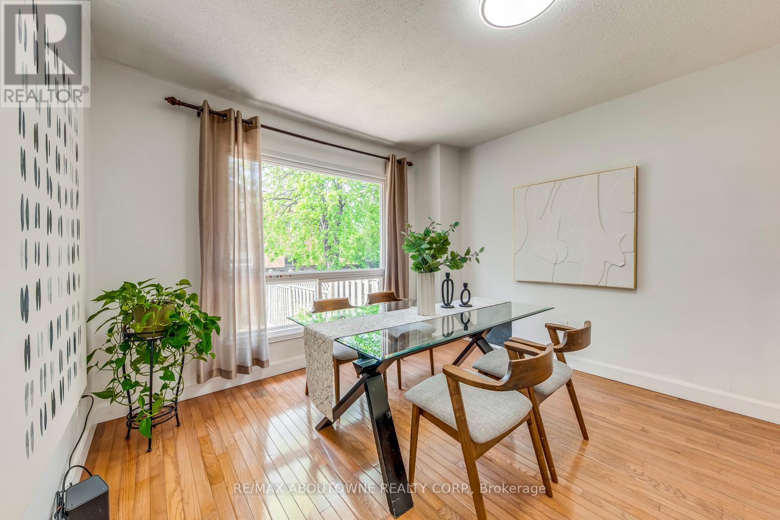 4620 Westbourne Terrace, Mississauga, Ontario  L5R 1Y6 - Photo 14 - W12161402